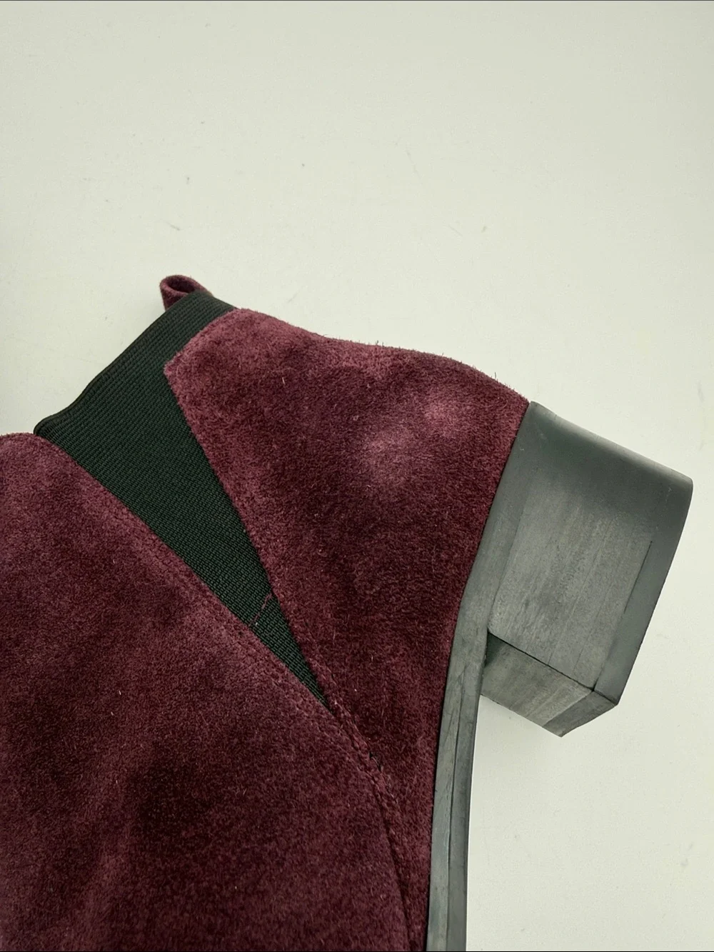 Marc Fisher Burgundy Suede Pointed Chelsea Booties women 9M pull on casual retro